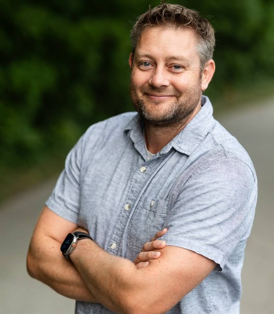 Paul DeLeeuw, candidate for Allendale School Board